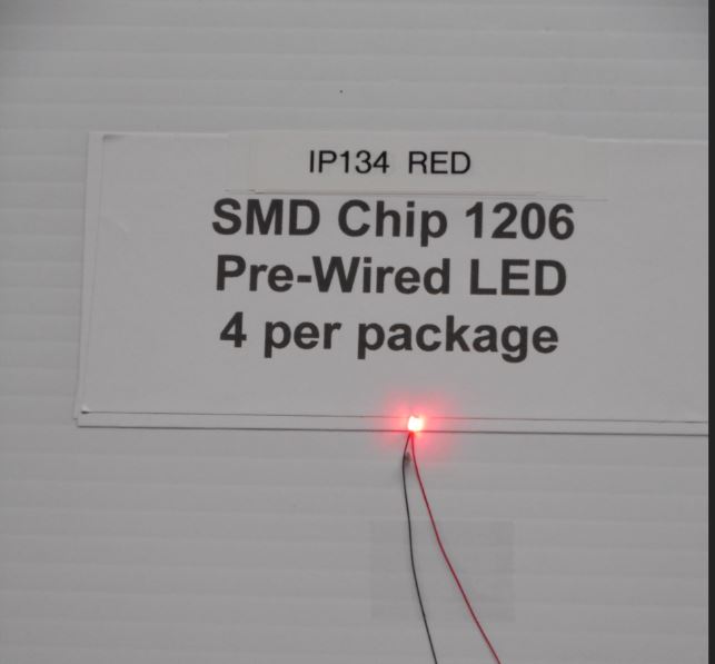 IP134 4 Bright red 3v SMD 1206 chips